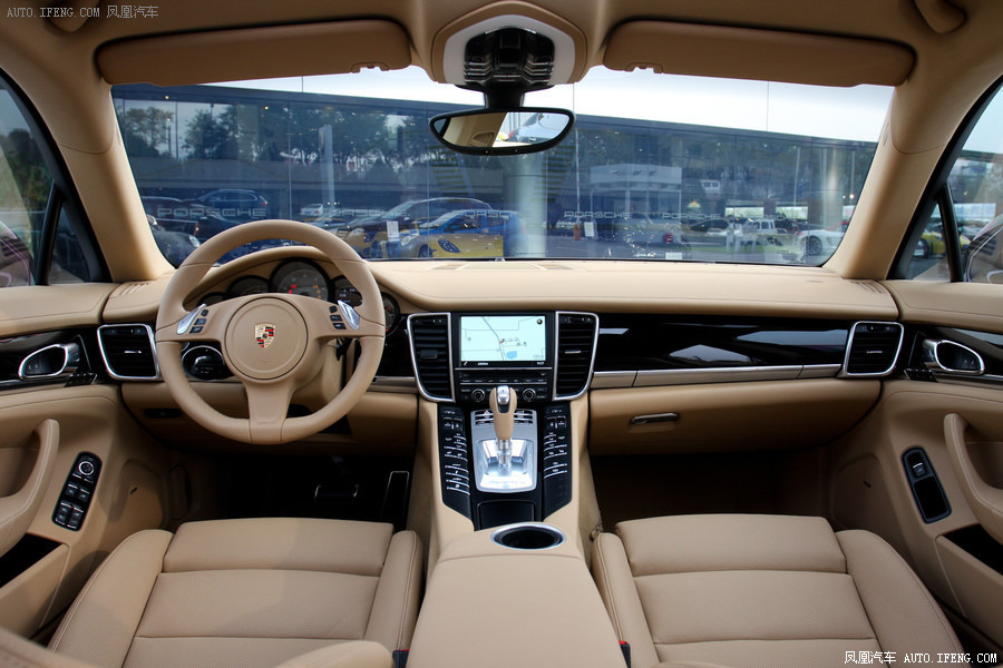 肌肉感十足panamera 保时捷新帕拉米拉