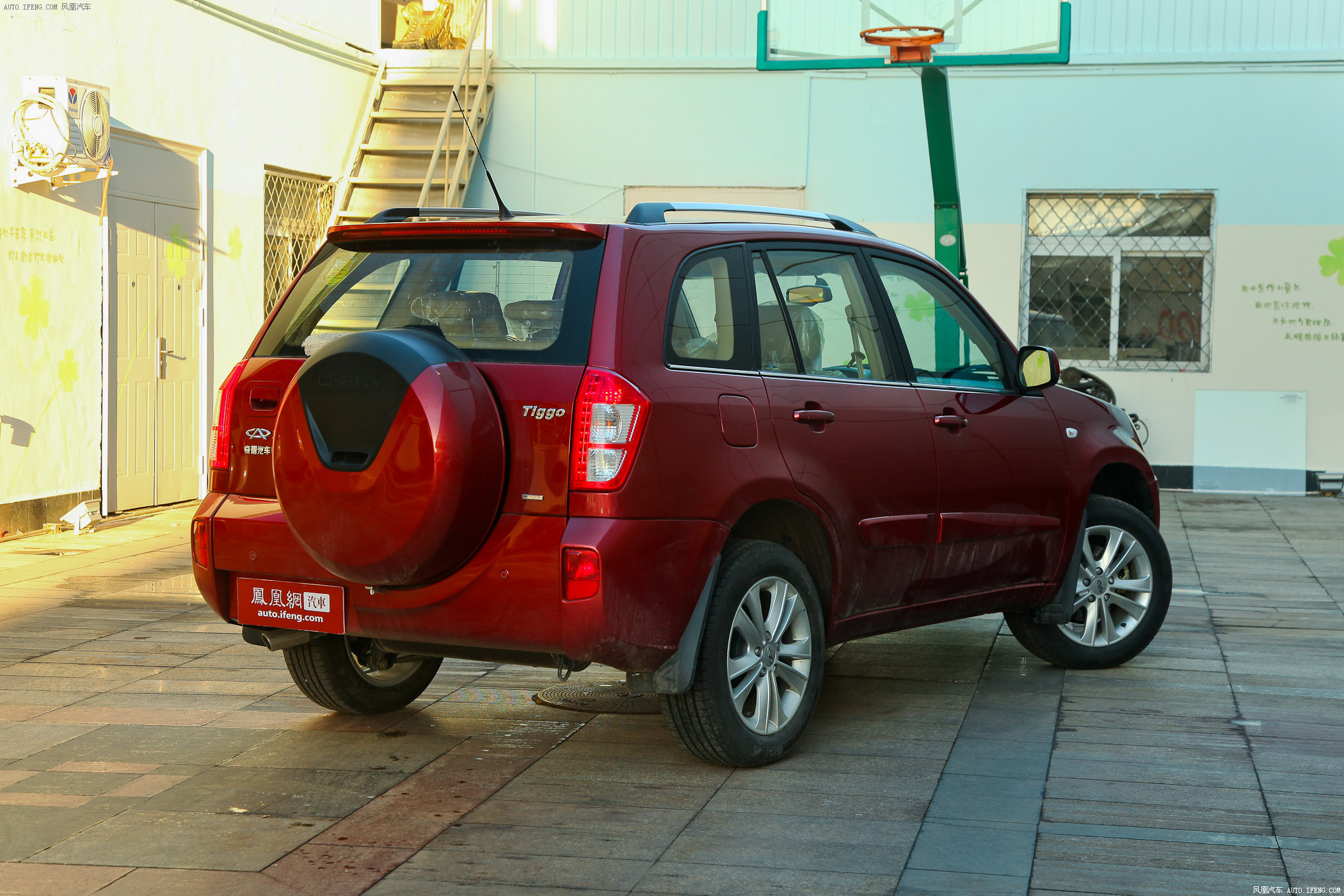 【瑞虎3图片】_2012款 精英版1.