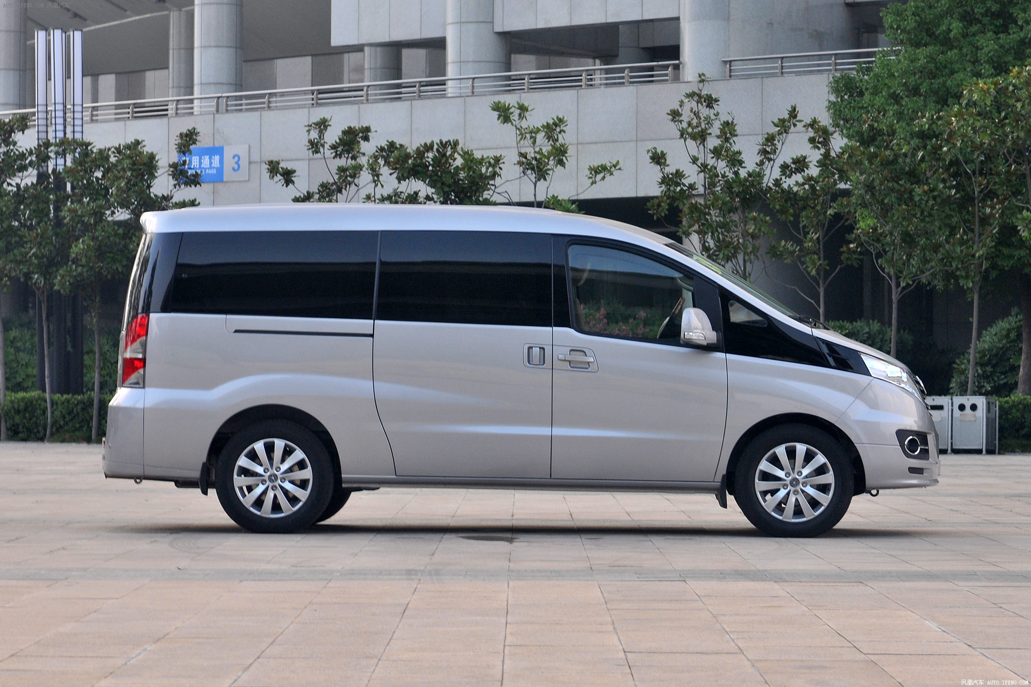 【瑞风m5图片】_2012款 2.