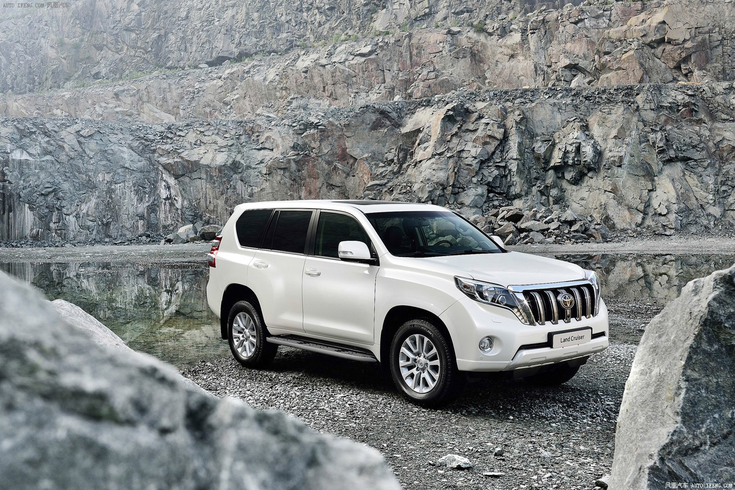 【普拉多图片】_款 图片 丰田_汽车图库_凤凰汽车_1810037