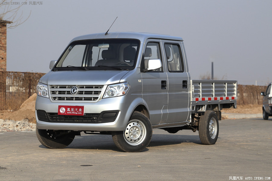 汽车图片 东风小康 东风小康c32 2015款 1.