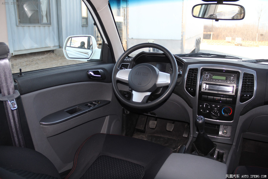 北汽威旺 威旺007 内饰(64)                   提示:支持键盘翻页&