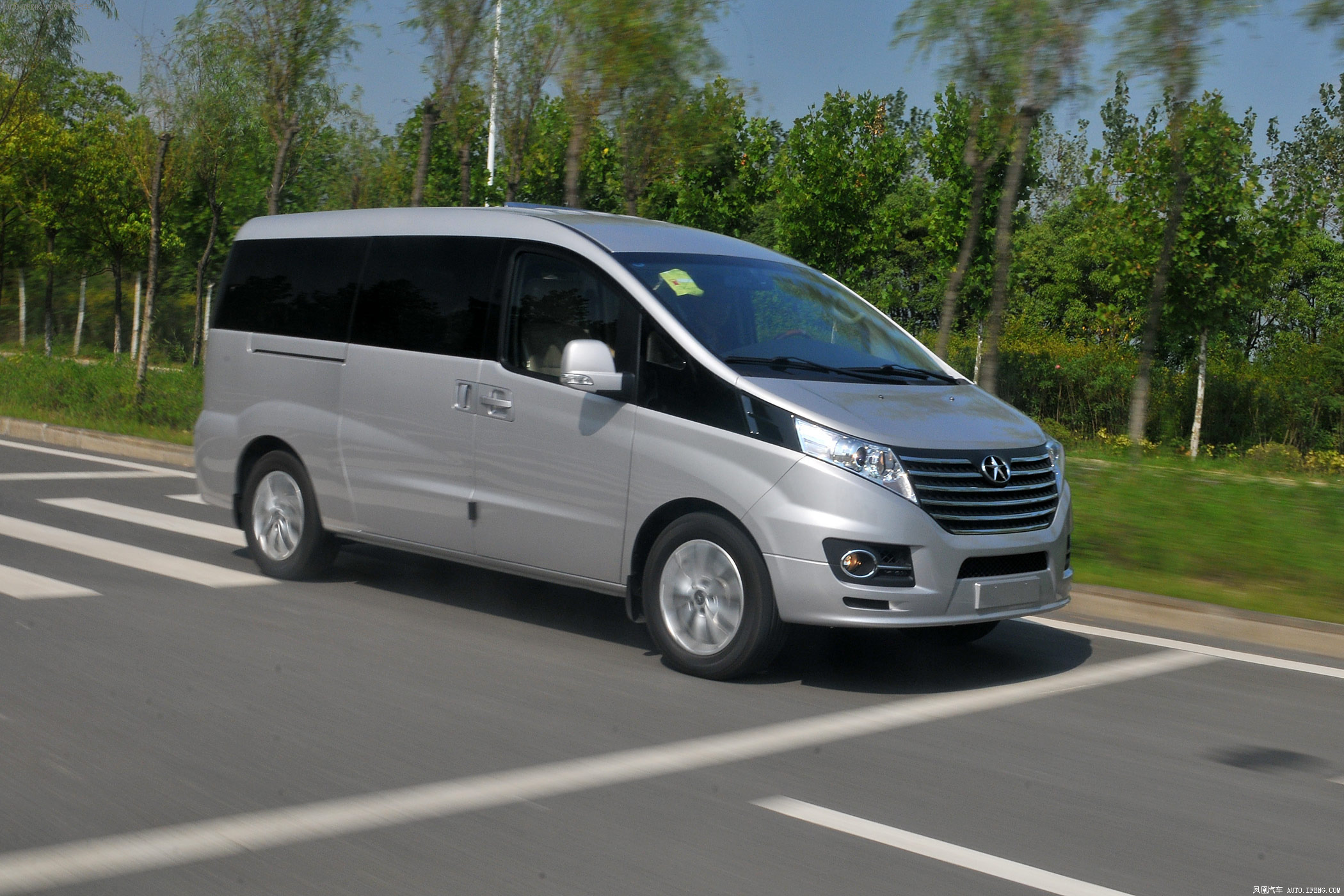 【瑞风m5图片】_2012款 2.