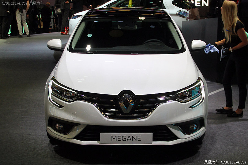 雷诺梅甘娜 三厢版