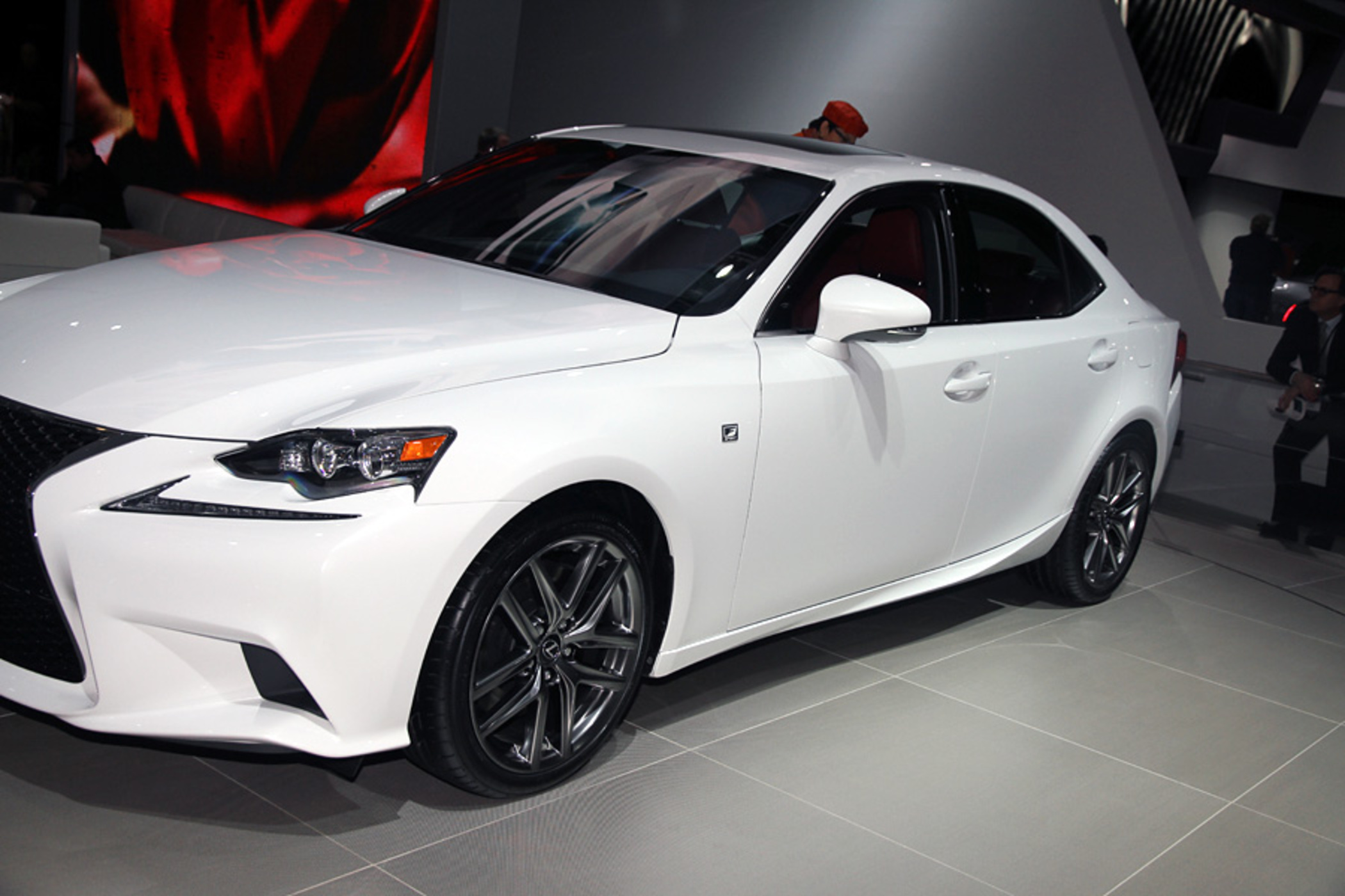 【雷克萨斯is图】_雷克萨斯is_2013车展_汽车图库_凤凰汽车_1704393